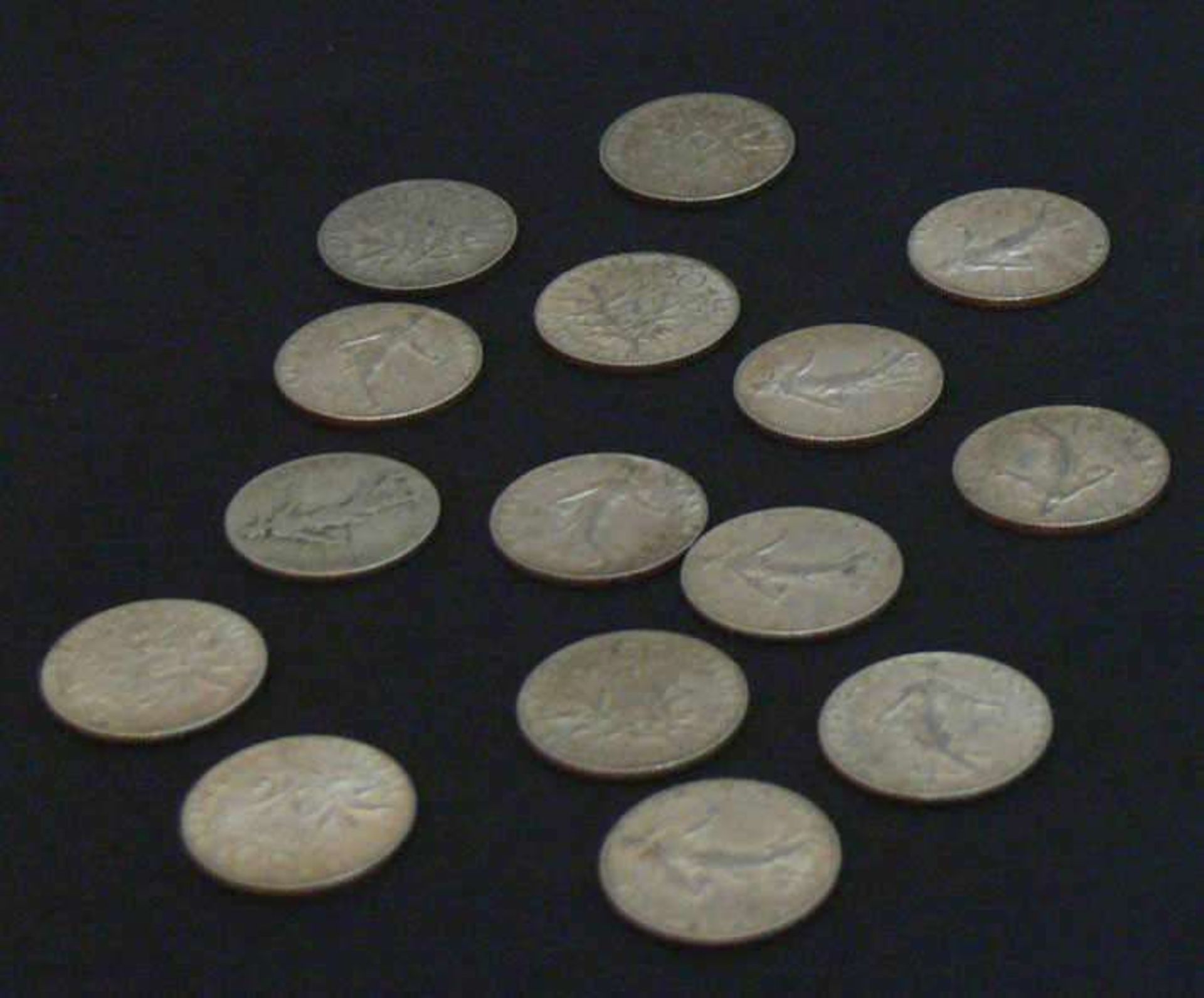 Reserve: 12 EUR        Lot von 15x 50 Centimes Stücken, Frankreich, Silber.