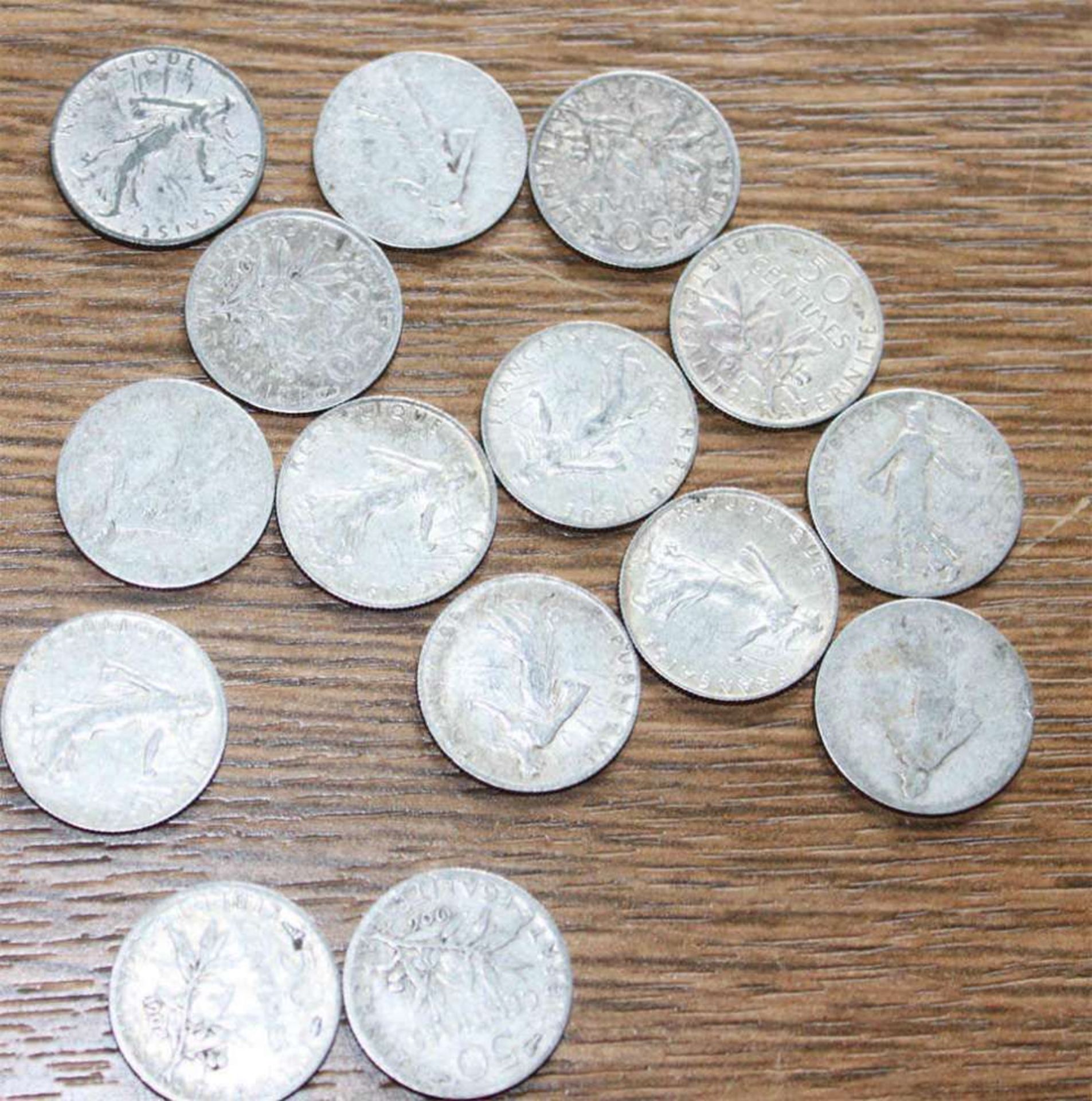 Reserve: 12 EUR        Lot von 14x 50 Centimes Stücken Frankreich, Silber - Image 2 of 2