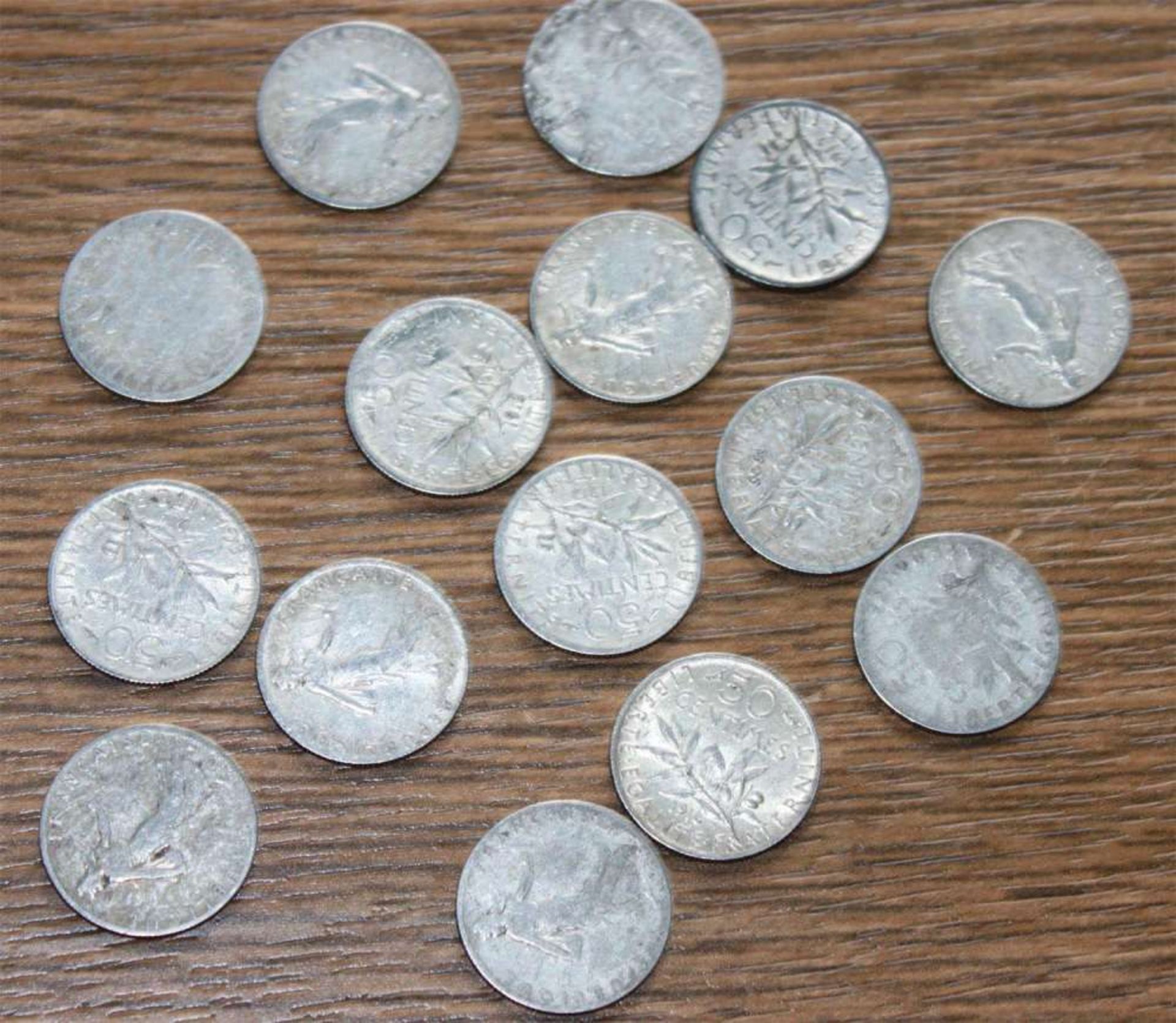 Reserve: 12 EUR        Lot von 14x 50 Centimes Stücken Frankreich, Silber