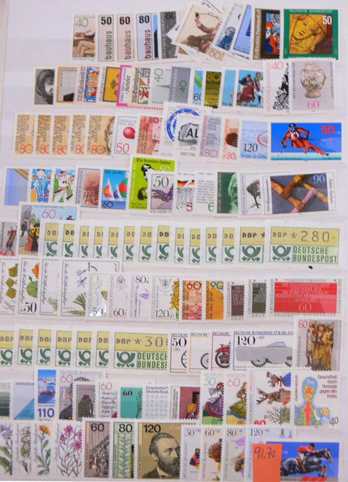 Reserve: 30 EUR        Bundesrepublik Deutschland, 1969-1995, dickes Steckbuch mit ehemaliger DM- - Image 3 of 6