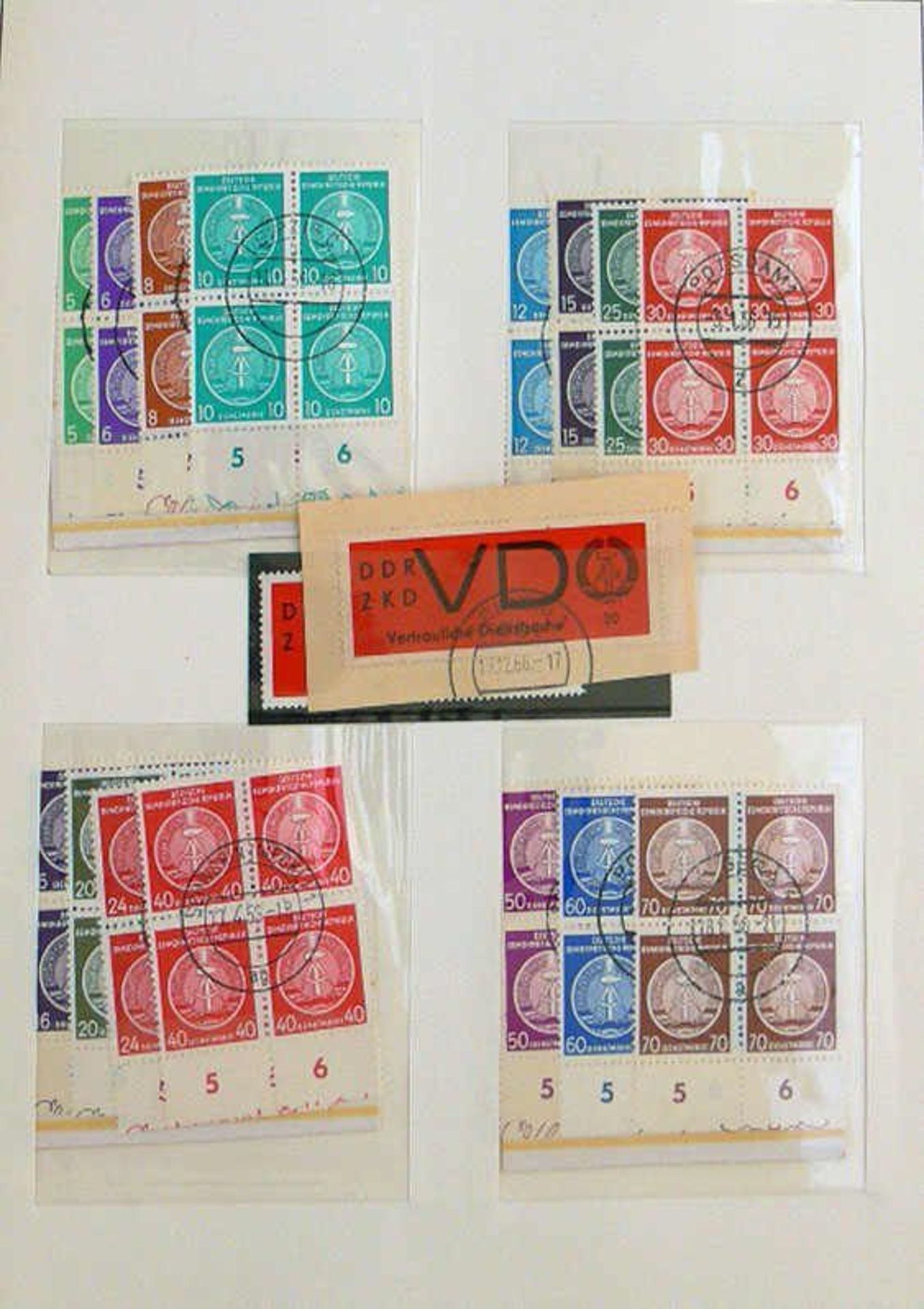 Reserve: 75 EUR        DDR 1949/81, interessante Sammlung DDR im Klemmbinder, beginnend mit diversen - Image 11 of 19