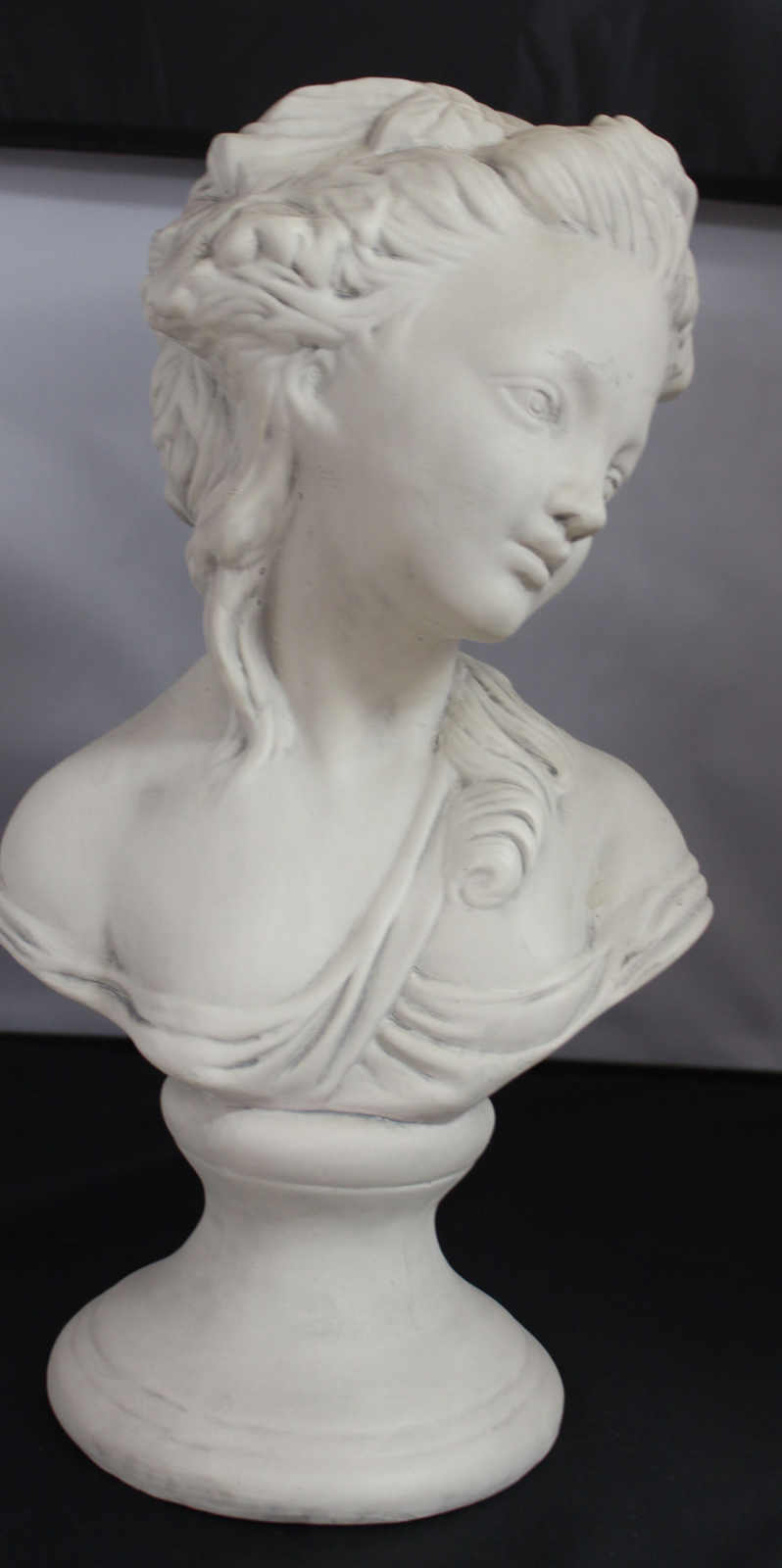 Frauenkopf- Büste aus Keramik, Höhe ca. 38Mindestpreis: 1 EUR
