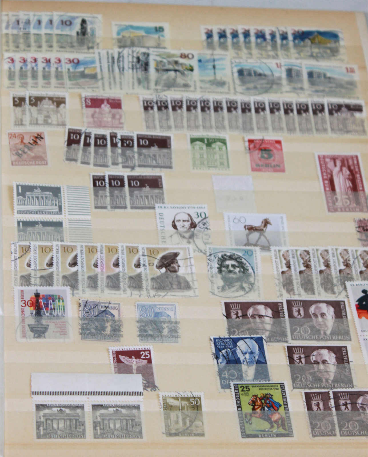 kleines Lot Briefmarkenalben, "BRD", insgesamt 6 StückMindestpreis: 15 EUR - Image 3 of 3