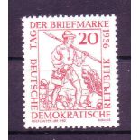 DDR 1956, Mi.-Nr. 544 III. Plattenfehler: "D" in Deutscherechts gebrochen. Postfrisch.