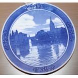 1 Teller Royal Copenhagen, Nicolaus Franz, Nachfolger "Alte Mainbrücke", Nr. 58Mindestpreis: 5 EUR