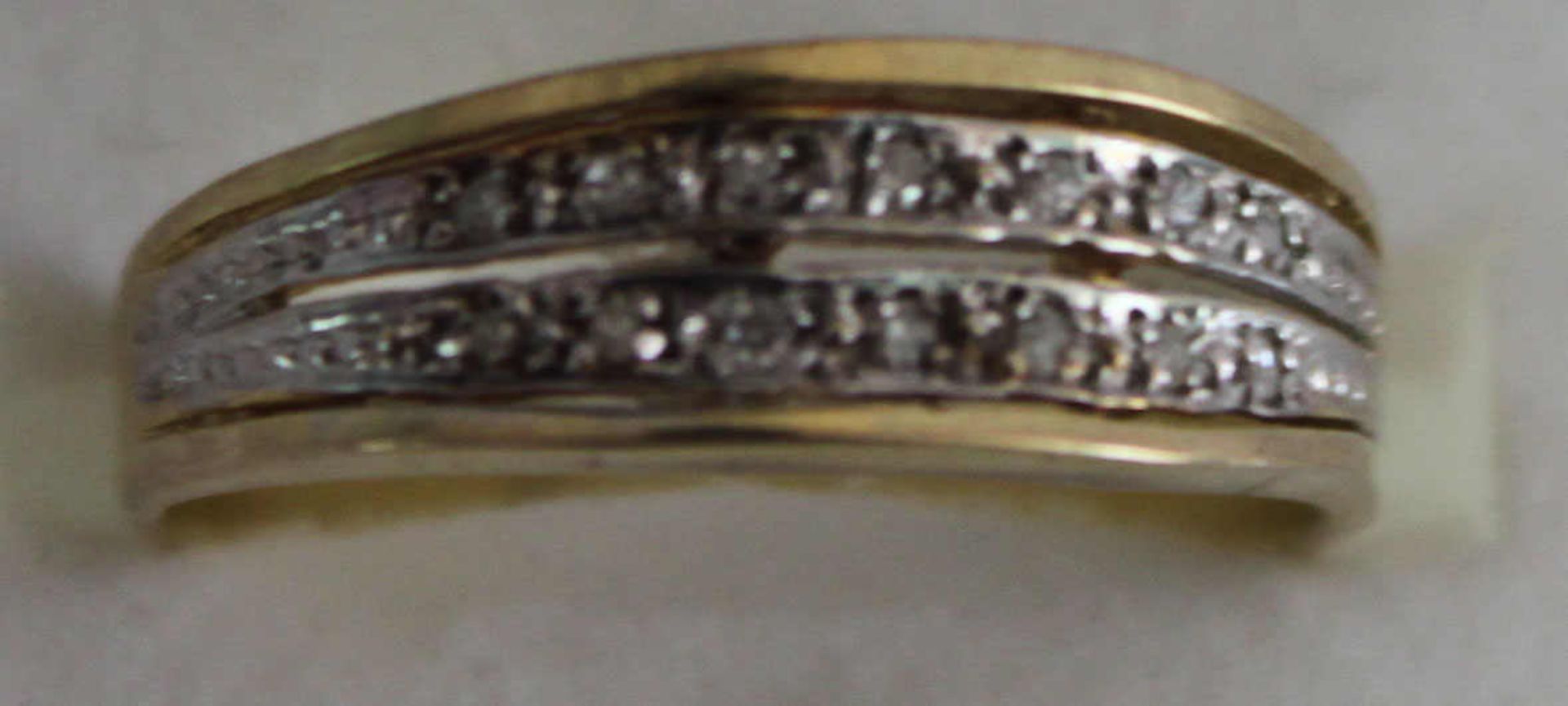 Damenring, 333er Gelbgold, besetzt mit Brilliantsplittern, Ringgröße 56, Gewicht ca. 2