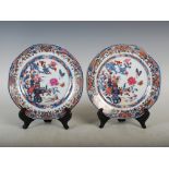 A pair of Chinese porcelain blue and white octagonal-shaped plates, Qing Dynasty, decorated with