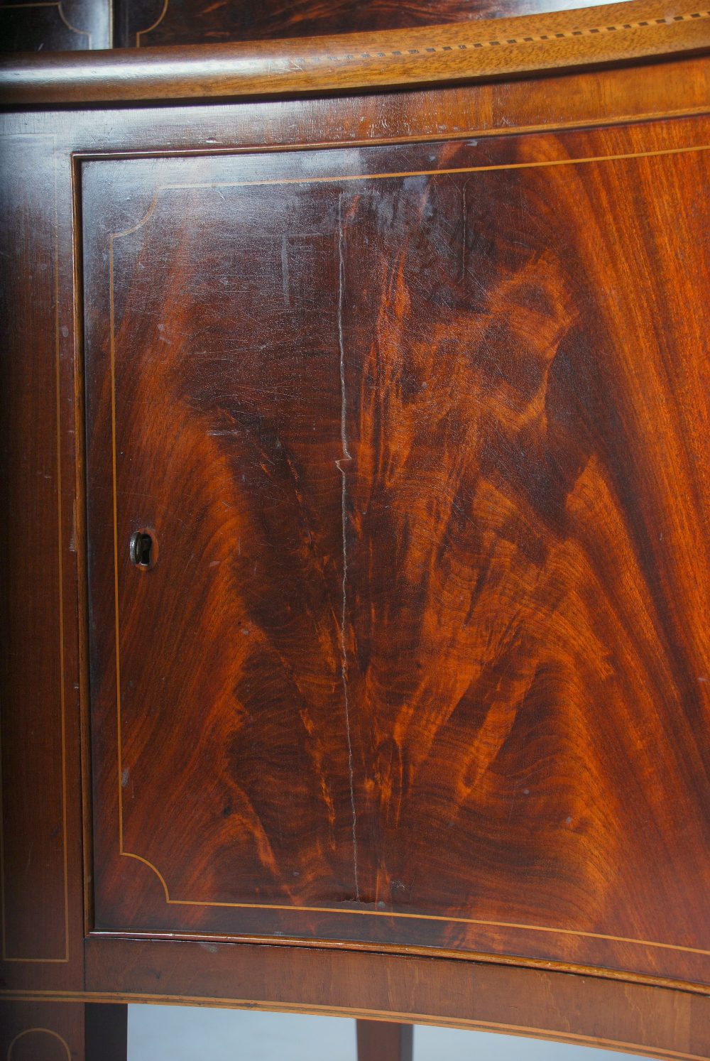 An Edwardian mahogany and boxwood lined serpentine sideboard, the upright stage back with two - Image 5 of 5