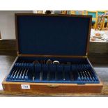 Boxed canteen of cutlery