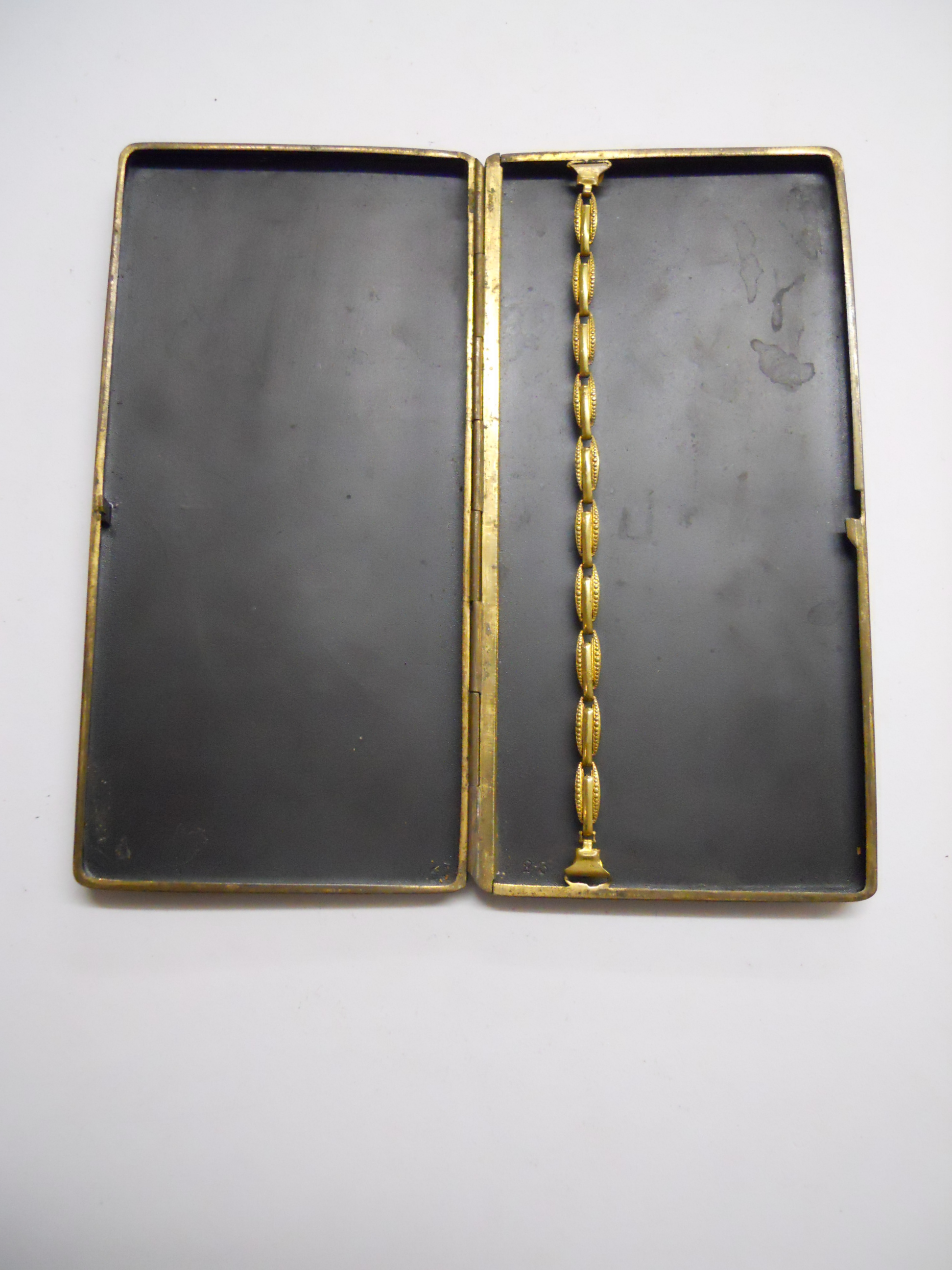 Decorative cigarette case - Image 3 of 3