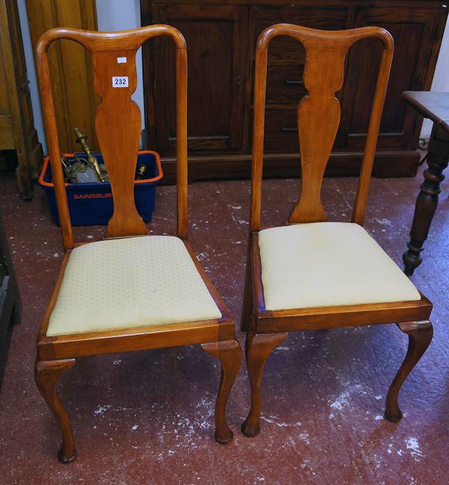 Pair of mahogany dining chairs on cabriole legs