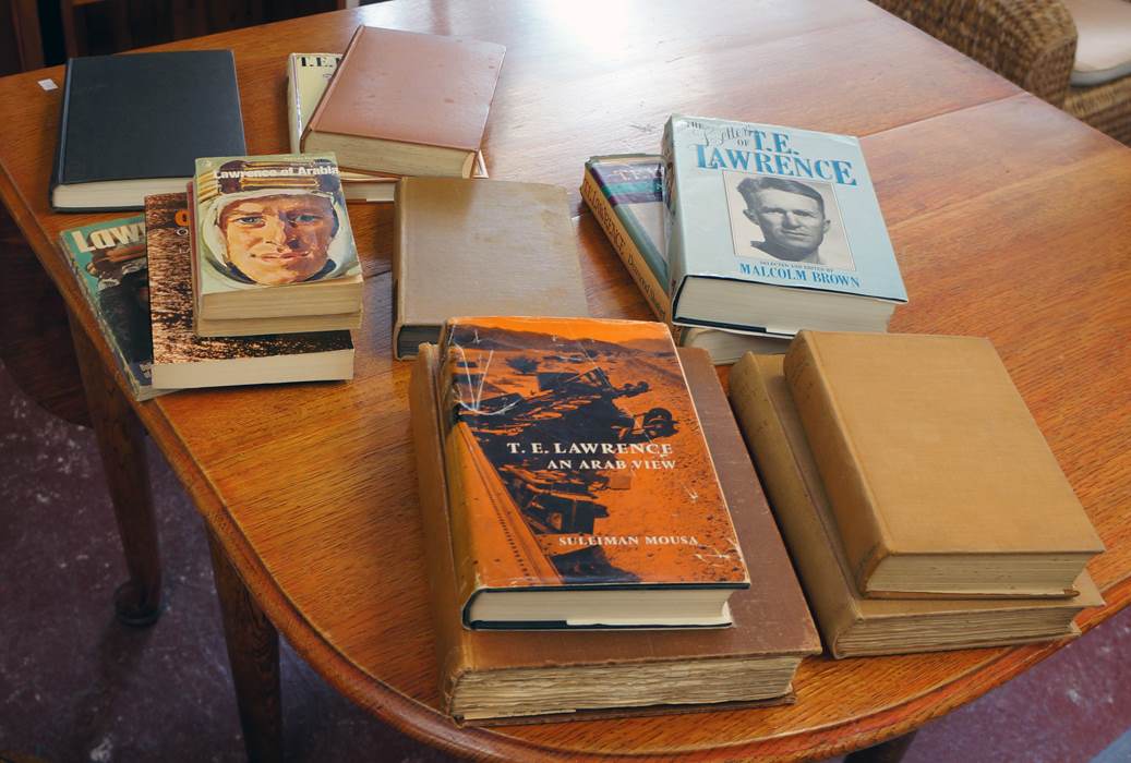Collection of T.E Lawrence books to include first editions (more details with lot)
