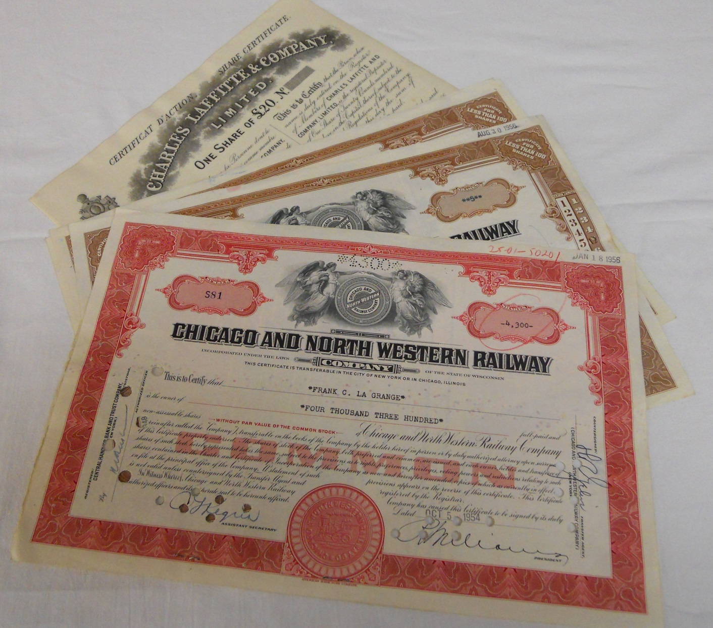 Collection of old share certificates - Image 2 of 9
