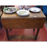 Early oak Pembroke table