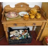 Pine washstand with gallery back