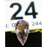 Gold pear shaped amethyst set ring - Estimate £60 to £100