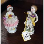 2 small porcelain figures