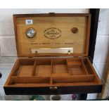 Cigar humidor case