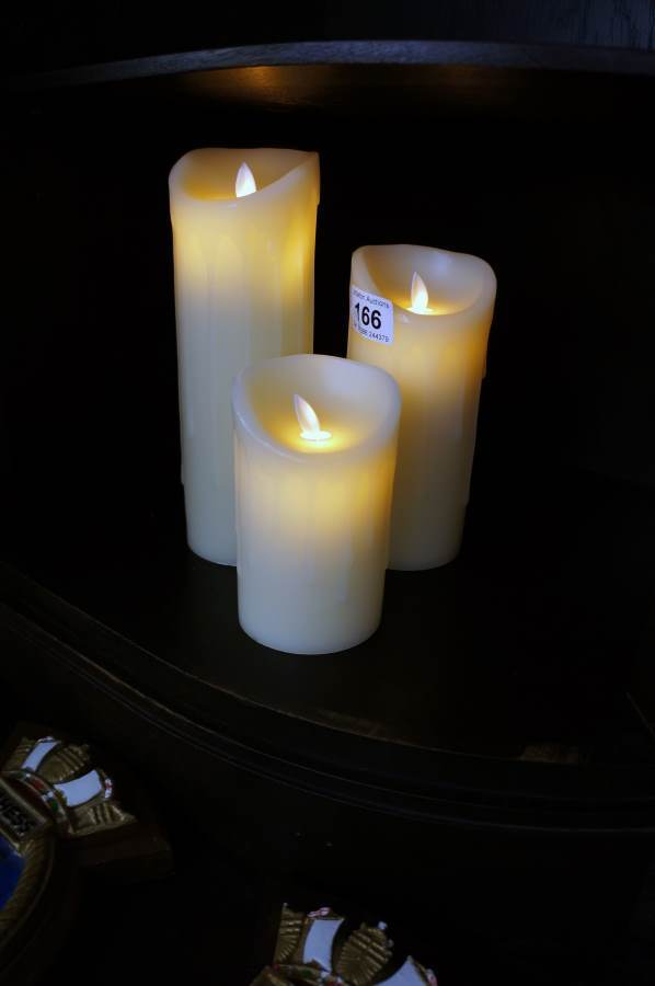 3 ornamental LED candles