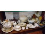 Shelf of collectables to include Royal Worcester/Wedgwood
 
Also includes a small Moorcroft