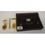 Masonic pouch and 2 masonic medals