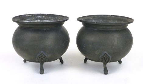 A pair of Arts and Crafts style pewter cauldrons, raised on three feet with foliate designs,  h. - Image 2 of 2