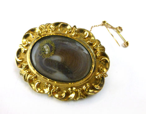 19th century locket with a curl of hair - Image 2 of 2