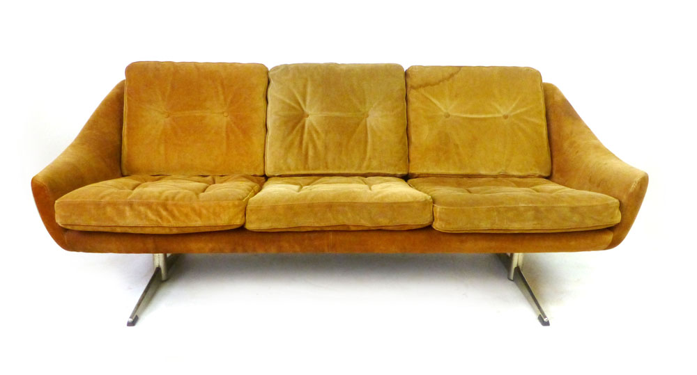 A Danish 1970's suede three-seater sofa on chrome supports by Eran, l. 180 cm CONDITION REPORT: - Image 2 of 8