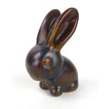 A Denby ware ceramic rabbit in a mottled brown glaze, h. 12 cm CONDITION REPORT: Good