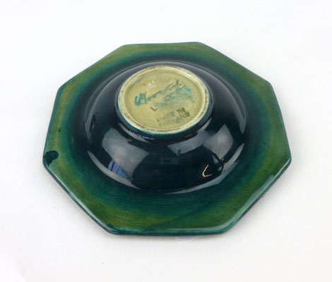 A William Moorcroft ashtray of octagonal form decorated in the Freesia pattern, d. - Image 2 of 2