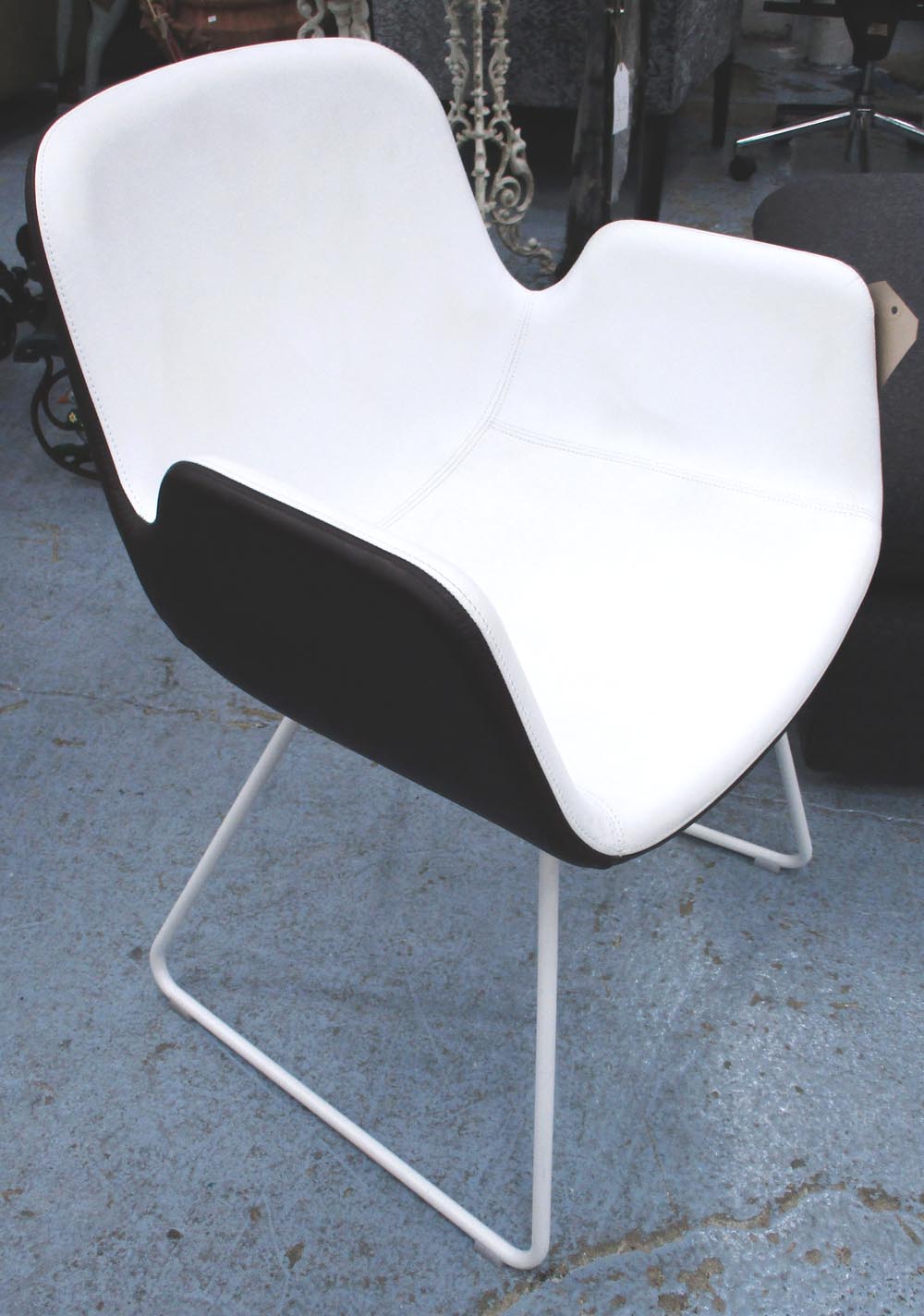 LA PALMA CHAIR, designed by Hee Welling, made in Italy, brown and white leather.