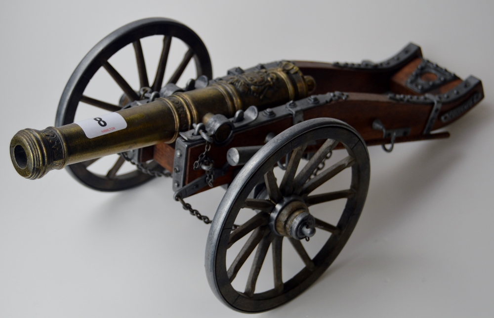 PRECISION MODEL OF AN OLD FRENCH CANNON, LOUIS XIV (14TH)