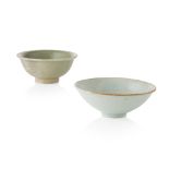 DING-TYPE INCISED BOWLSONG DYNASTYthe curved sides rising to a slightly flared rim, freely carved to