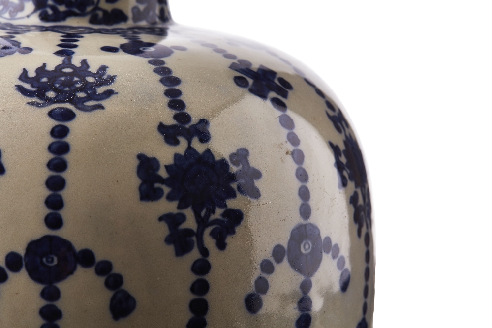 RARE BLUE AND WHITE JARJIAJING MARK AND OF THE PERIODof ovoid form, the rounded body decorated - Image 8 of 10