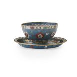 CLOISONNÉ ENAMEL BOWL AND STANDMING DYNASTYthe interior of the bowl decorated with a central roundel