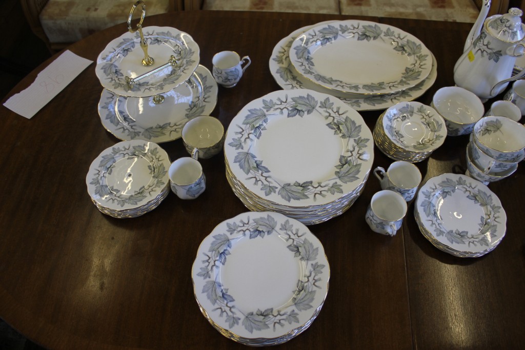 A Royal Albert 'Silver Maple' ninety-eight piece service, consisting of cups, saucers, plates, - Image 4 of 4