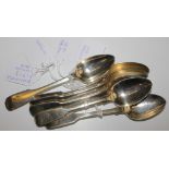 Six silver tea spoons, mixed dates