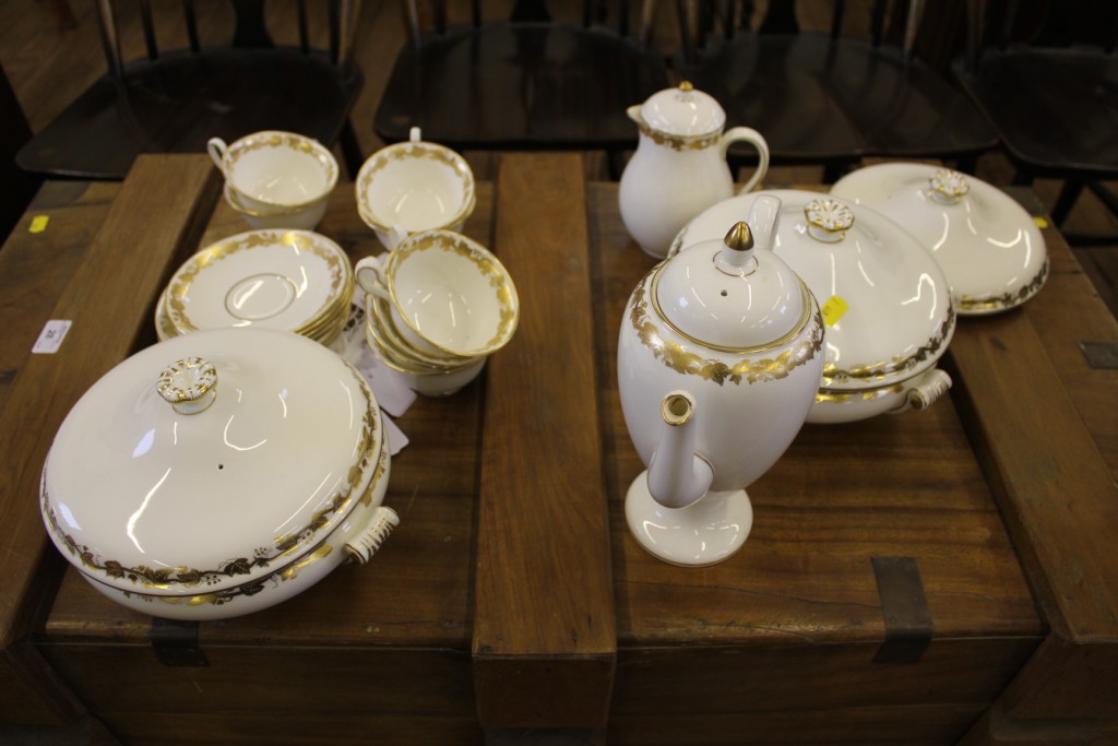 Wedgwood tea and coffee service, 'Whitehall' pattern