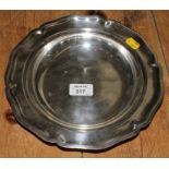 A Cardinal silver plate dish with wavy rim, 25cm diameter