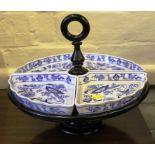 A Villeroy & Boch four-dish blue and white set on lazy-Susan