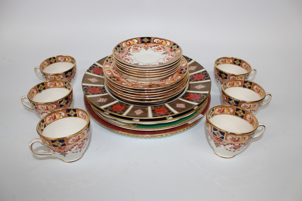 A ROYAL CROWN DERBY IMARI PATTERN PLATE, 26.5cm diameter together with a further Royal Derby