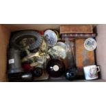 A QUANTITY OF MISCELLANEOUS ITEMS to include a copper jelly mould, a pewter jelly mould, three pot