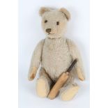 AN EARLY 20TH CENTURY TEDDY BEAR, Steiff reputedly belonging to English cricketer Herbert Sutcliffe,