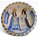 A LONDON DELFT BLUE DASH CHARGER OF WILLIAM & MARY, c.1690, with the Sovereigns standing between two
