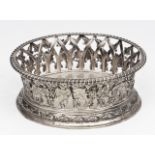 A GEORGE V SILVER OVAL BASKET with gadrooned rim, a band of fruiting vine decoration to the