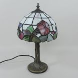 A Tiffany style leaded glass table lamp, 38cm tall,