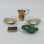 A pair of pierced silver dishes, 12cm, together with a silver mug, an 18th century agate snuff box,
