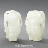 A CHINESE WHITE JADE CARVING OF 'LIUHAI AND TOAD'