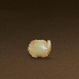 WESTERN ZHOU (CIRCA 1100-771 BC) A YELLOW JADE 'TURTLE' PENDANT L 2.2 cm. (3/4 in.) 西周 黃玉龜形珮