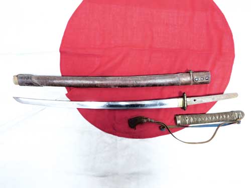 WW2 Showa Period Japanese Army Officer’s Sword a good “bring home” souvenir example.  25 inch single